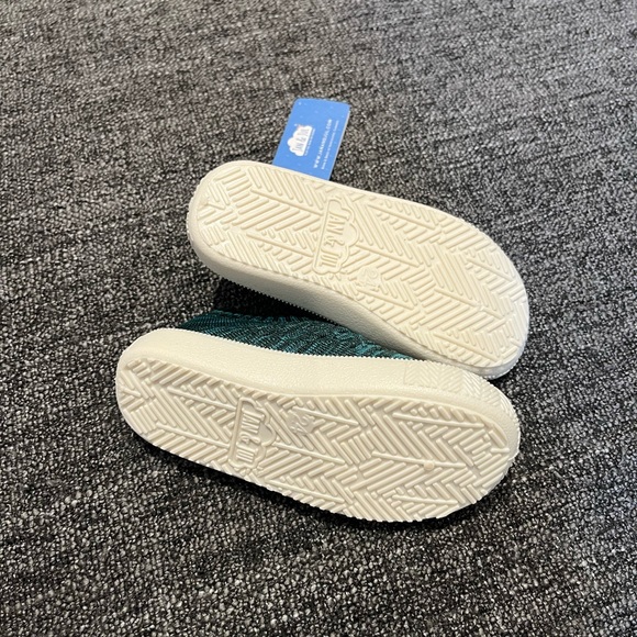 Jan & Jul Kids Xplorer Slip On Shoes - Picture 3 of 3